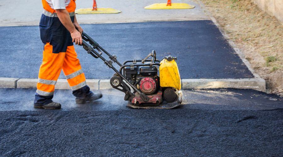 Professional gutter cleaning in Choudrant, LA